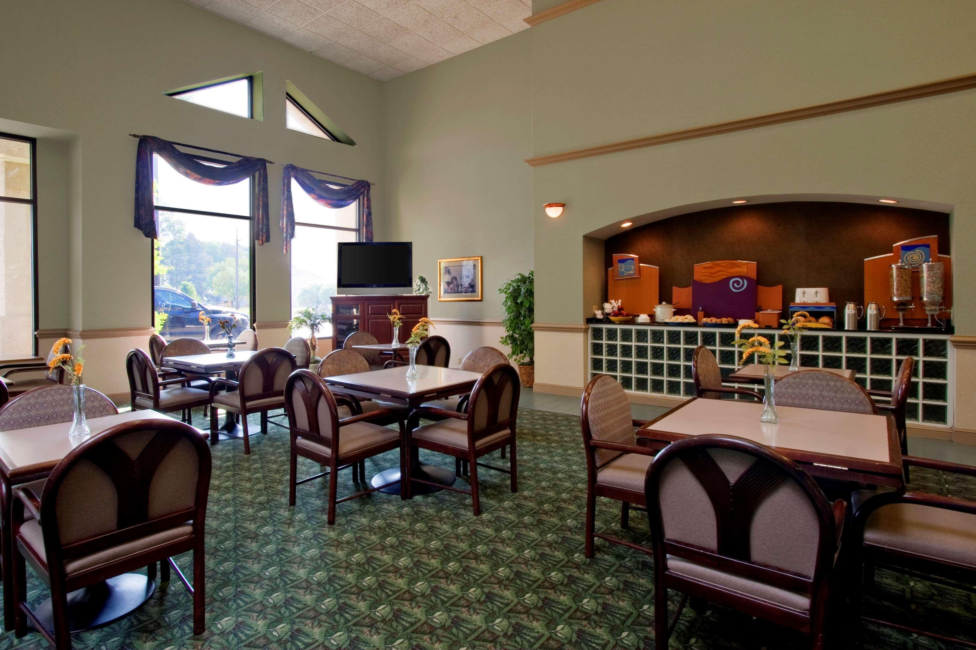 Americas Best Value Inn - Tunica Resort Robinsonville Étterem fotó